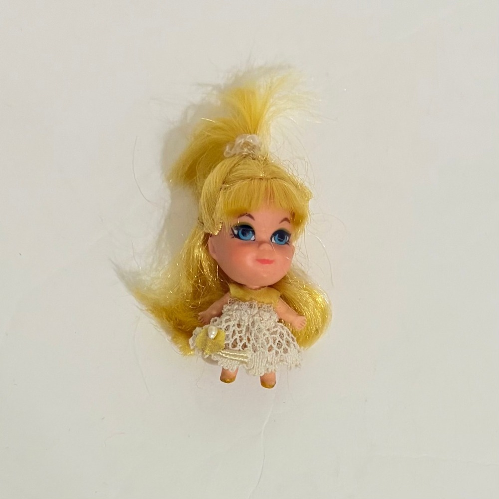 Vintage Mattel LIDDLE KIDDLES Honeysuckle Style 3704 Kiddle Kologne Doll 1968 2"